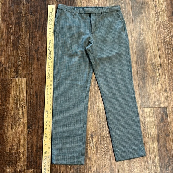 Banana Republic Women’s Slim Fit Trousers 33x32 Black & Gray Micro-Check Pattern - Picture 6 of 8